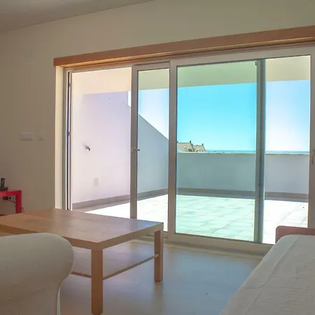 Casa Dos Netos Atouguia Da Baleia